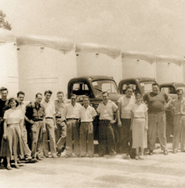 STL Sodrel family team members line-up, circa 1953